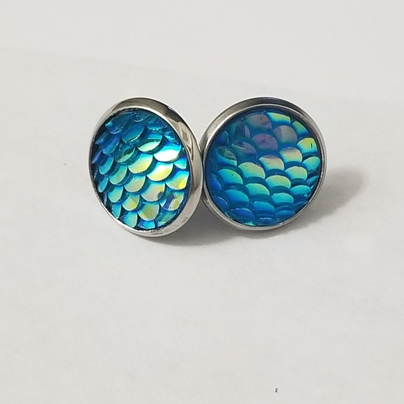 Jewelry - New 3/$20 Mermaid Scale Earrings